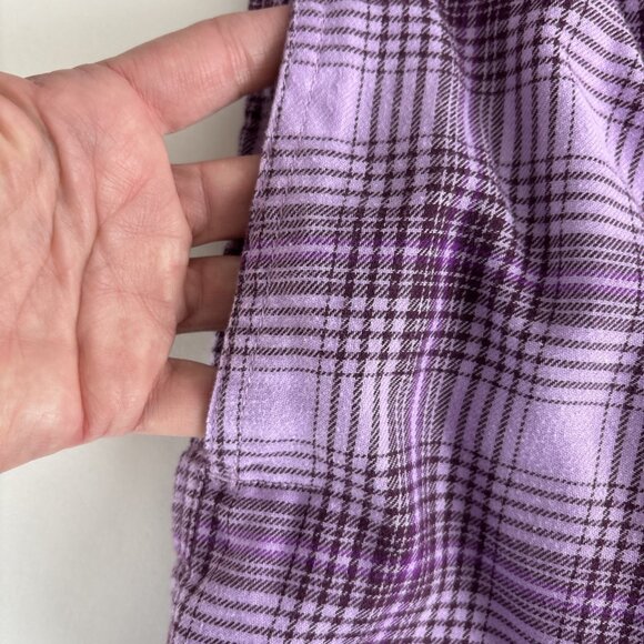 Duluth Tading Womens Shirt Adult Size Large Purple Flannel Long Sleeve Pocket - Picture 12 of 12